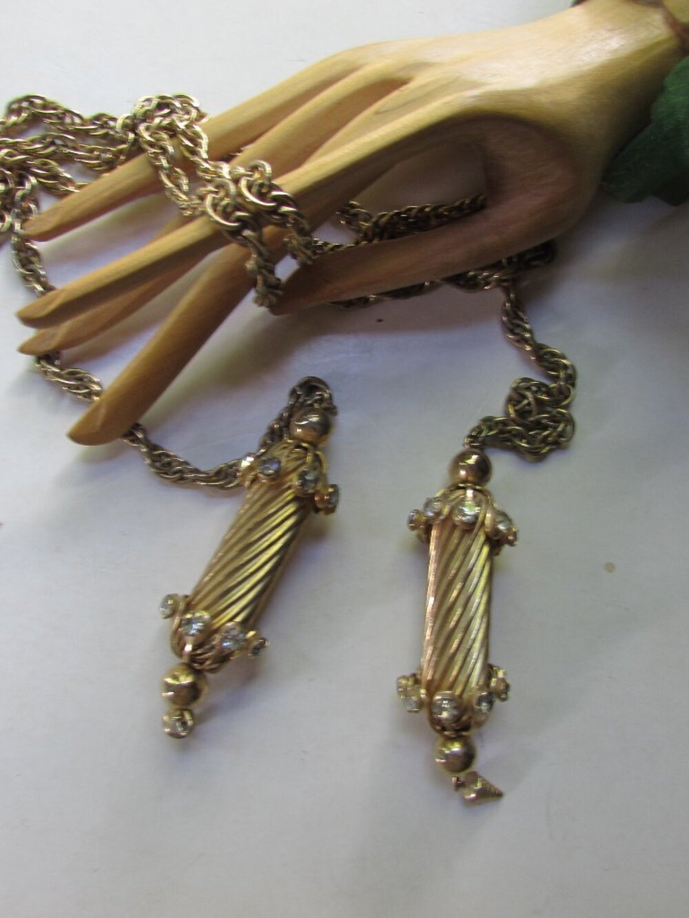 Vintage Lariat Style Necklace Gold Tone Tube Tassels